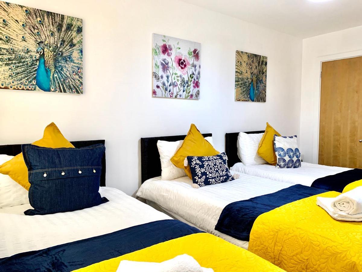 Central London 2 Bedrooms, Seperate Recption, Full Kitchen, Free Parking Extérieur photo