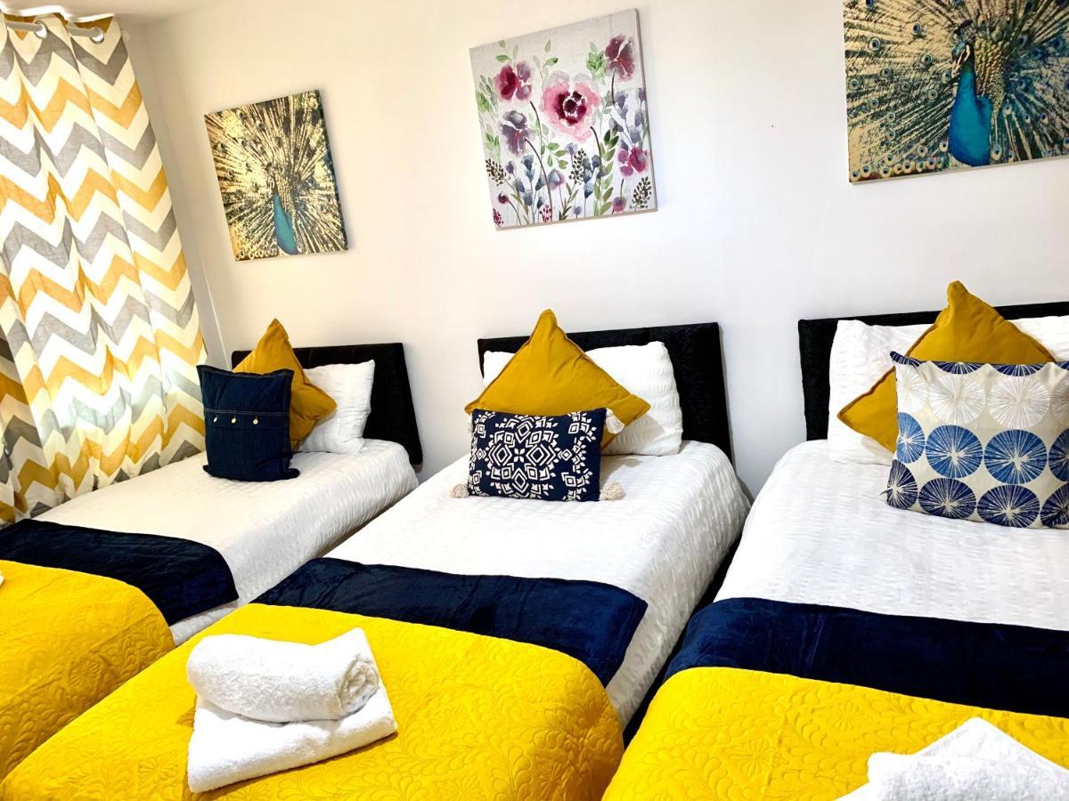 Central London 2 Bedrooms, Seperate Recption, Full Kitchen, Free Parking Extérieur photo